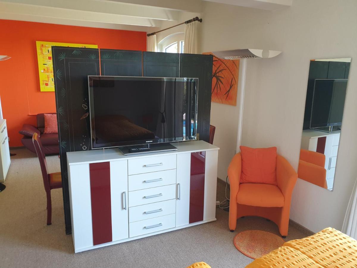 B&B Pension Marina Ruttenen Экстерьер фото